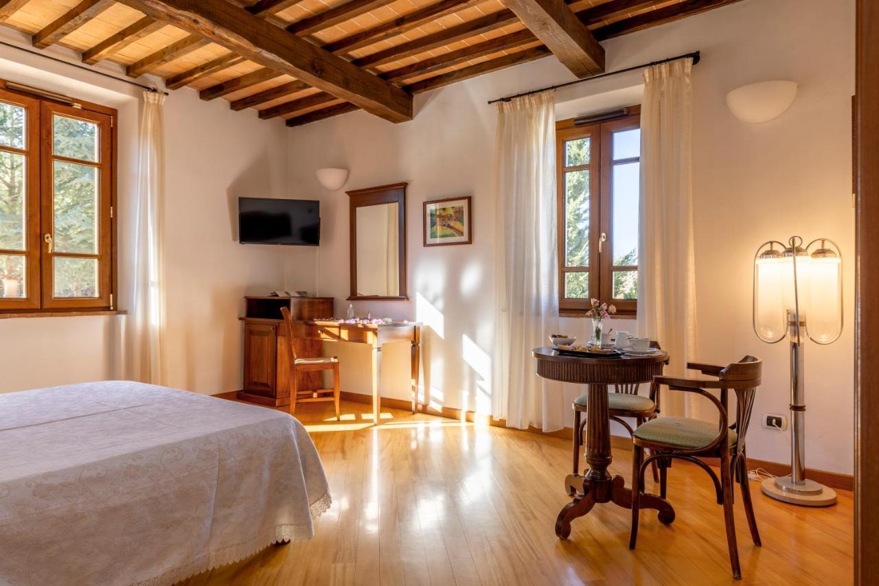Hotel La Pace Asciano Exteriér fotografie