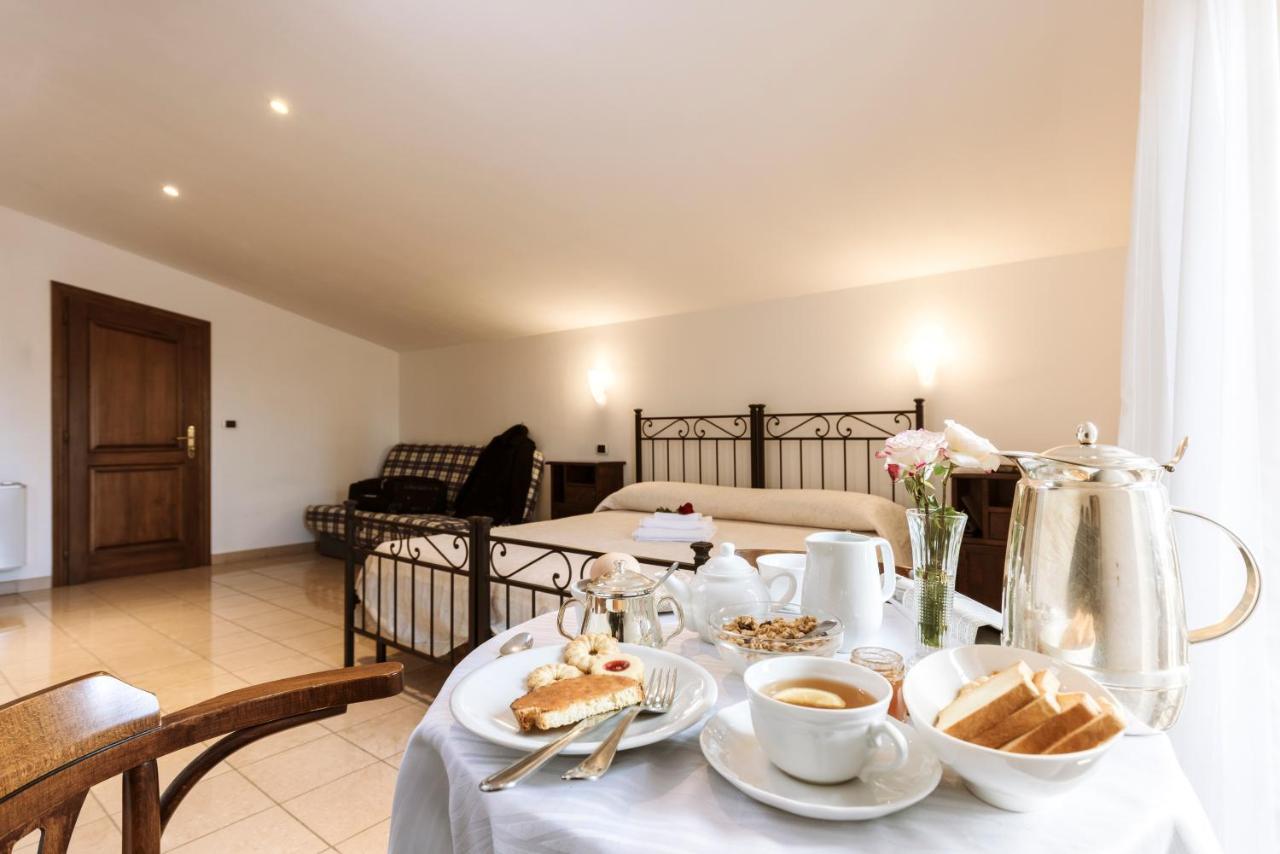 Hotel La Pace Asciano Exteriér fotografie