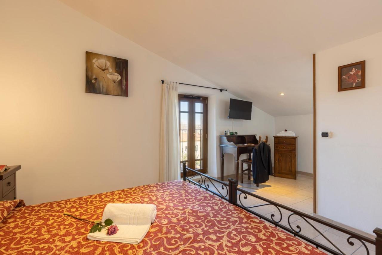 Hotel La Pace Asciano Exteriér fotografie
